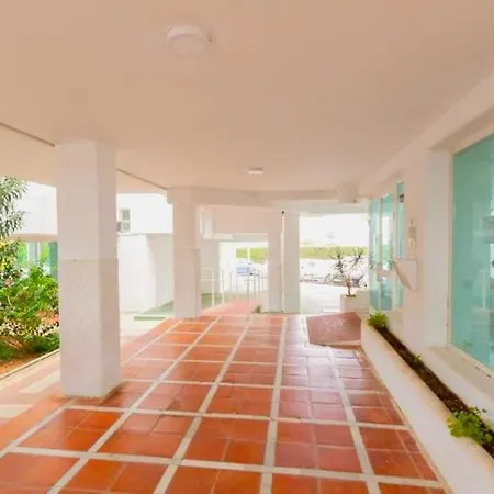 The Charming Oasis! 2 Bedrooms - By Hellodomik 公寓 *