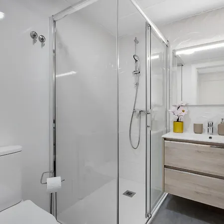 公寓 The Charming Oasis! 2 Bedrooms - By Hellodomik