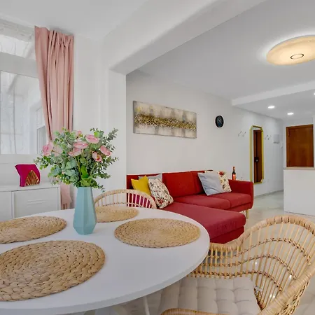 公寓 The Charming Oasis! 2 Bedrooms - By Hellodomik *